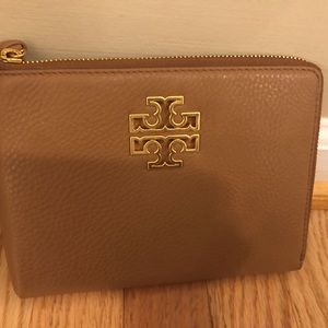 Tory Burch Britten Large Zip Pouch